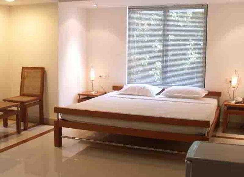 Treebo Trend Time Square Marine Drive Hotel Kochi Quarto foto